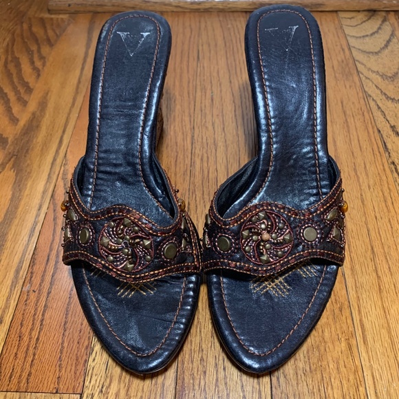 VOG embellished and embroidered wedge 6.5 - Picture 2 of 9